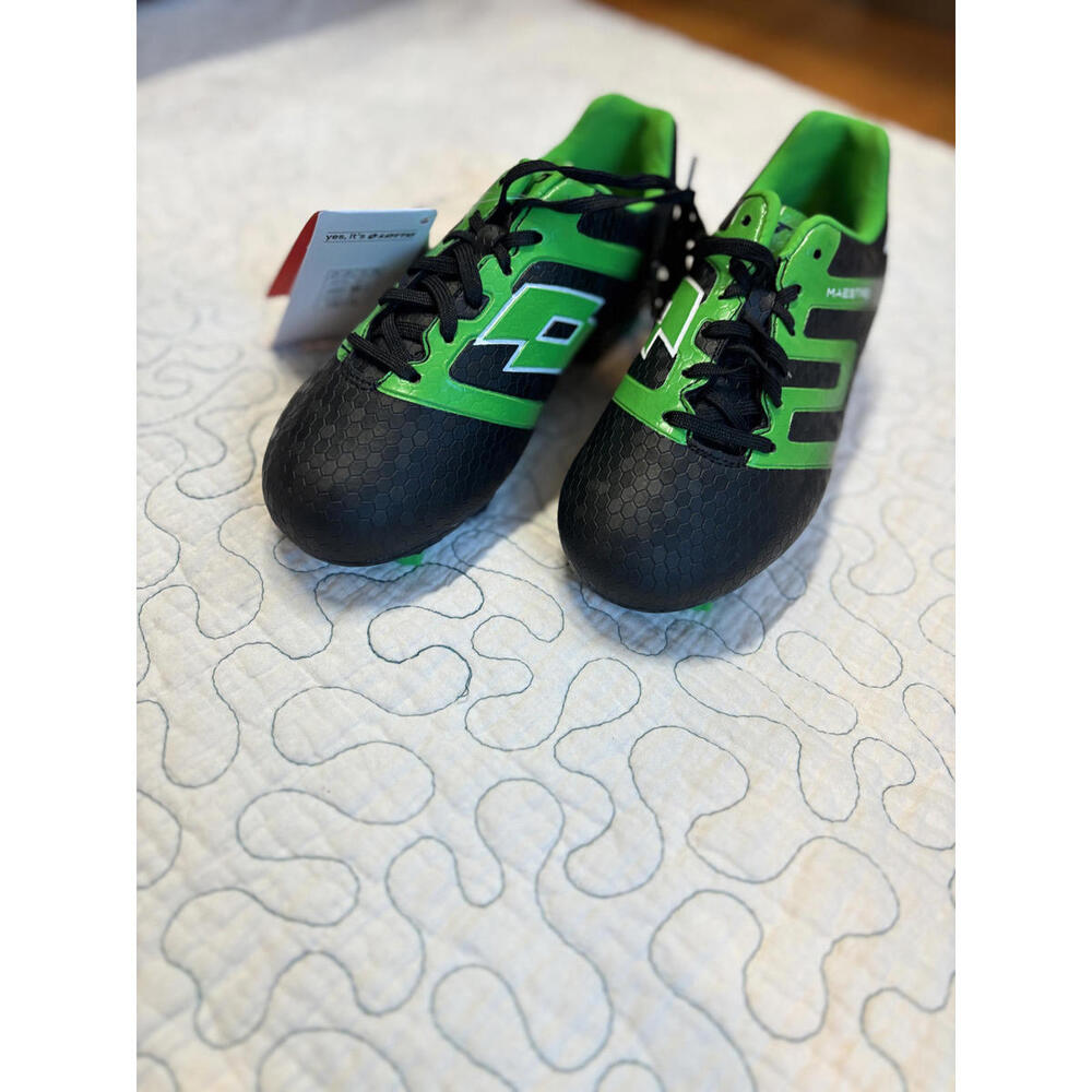 Lotto Maestoso Boy's Soccer‎ Cleats Black and Green Size 2.5